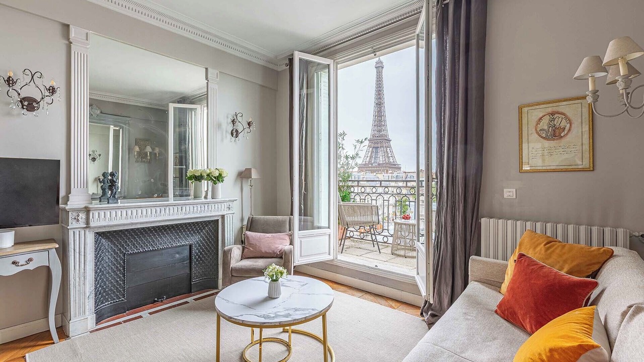 Photo of Bedroom in Quartier du Gros-Caillou