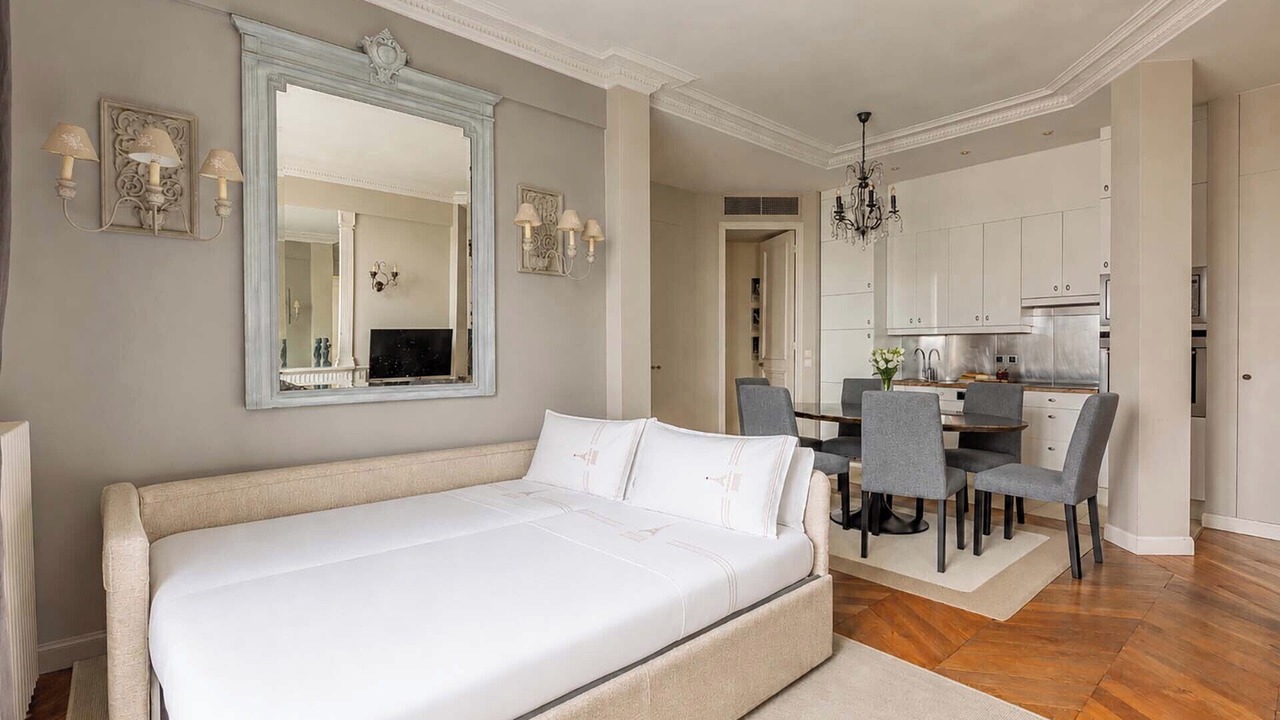 Photo of Bedroom in Quartier du Gros-Caillou