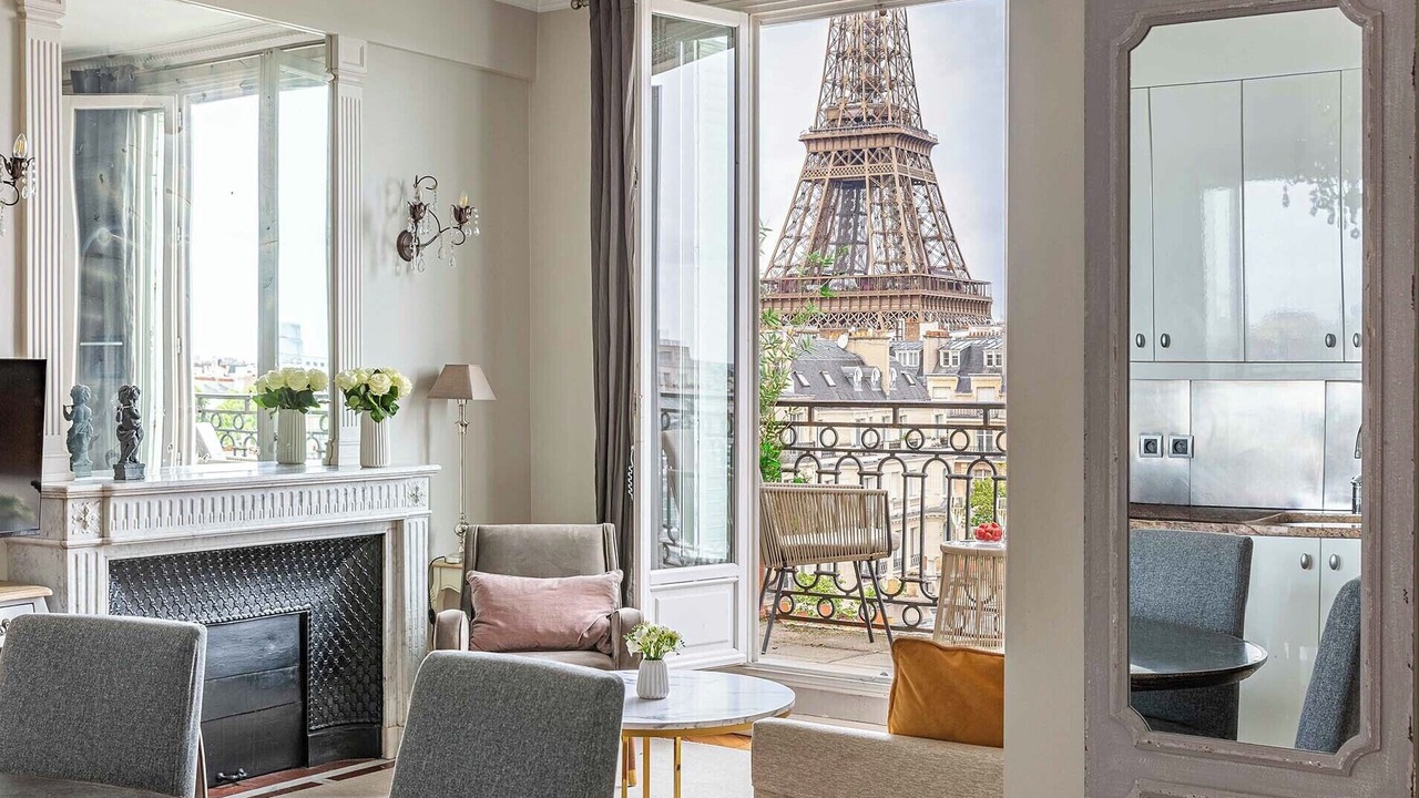 Photo of Bedroom in Quartier du Gros-Caillou