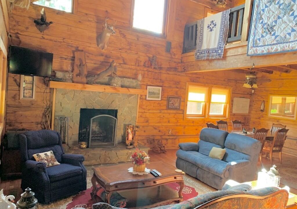 Photo of Livingroom in Fletcher