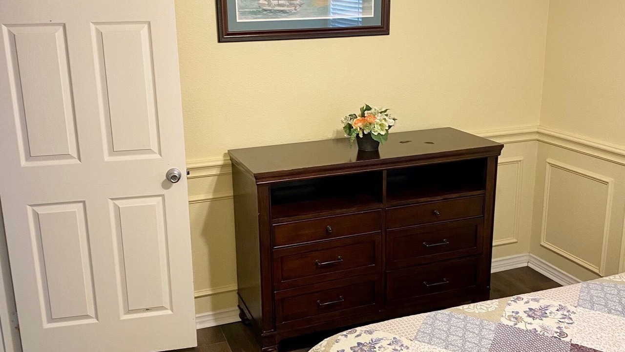 Photo of Bedroom in Euless