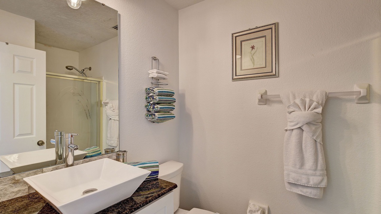 Photo of Bathroom in Lake Berkley