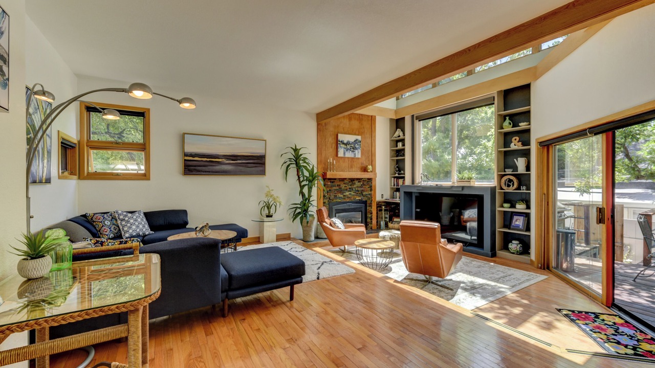 Photo of Bedroom in Central Boulder