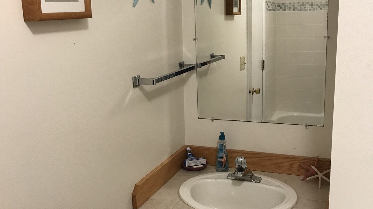 Photo of Bathroom in Ocean Park