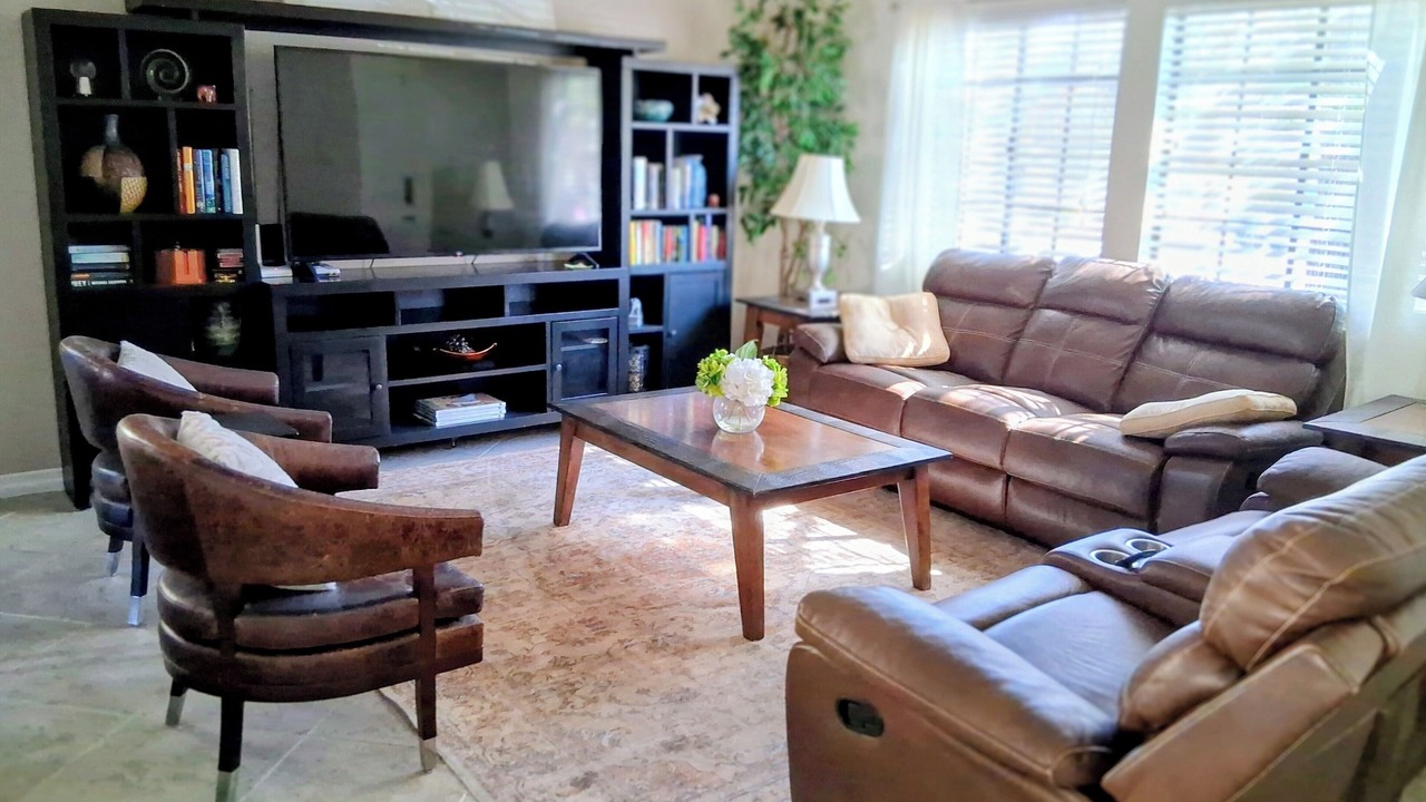 Photo of Livingroom in Green Valley North