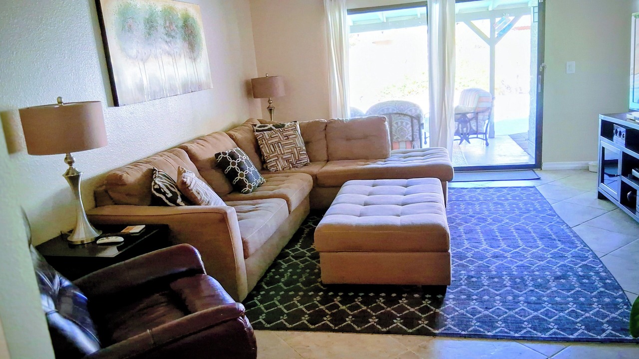 Photo of Livingroom in Green Valley North