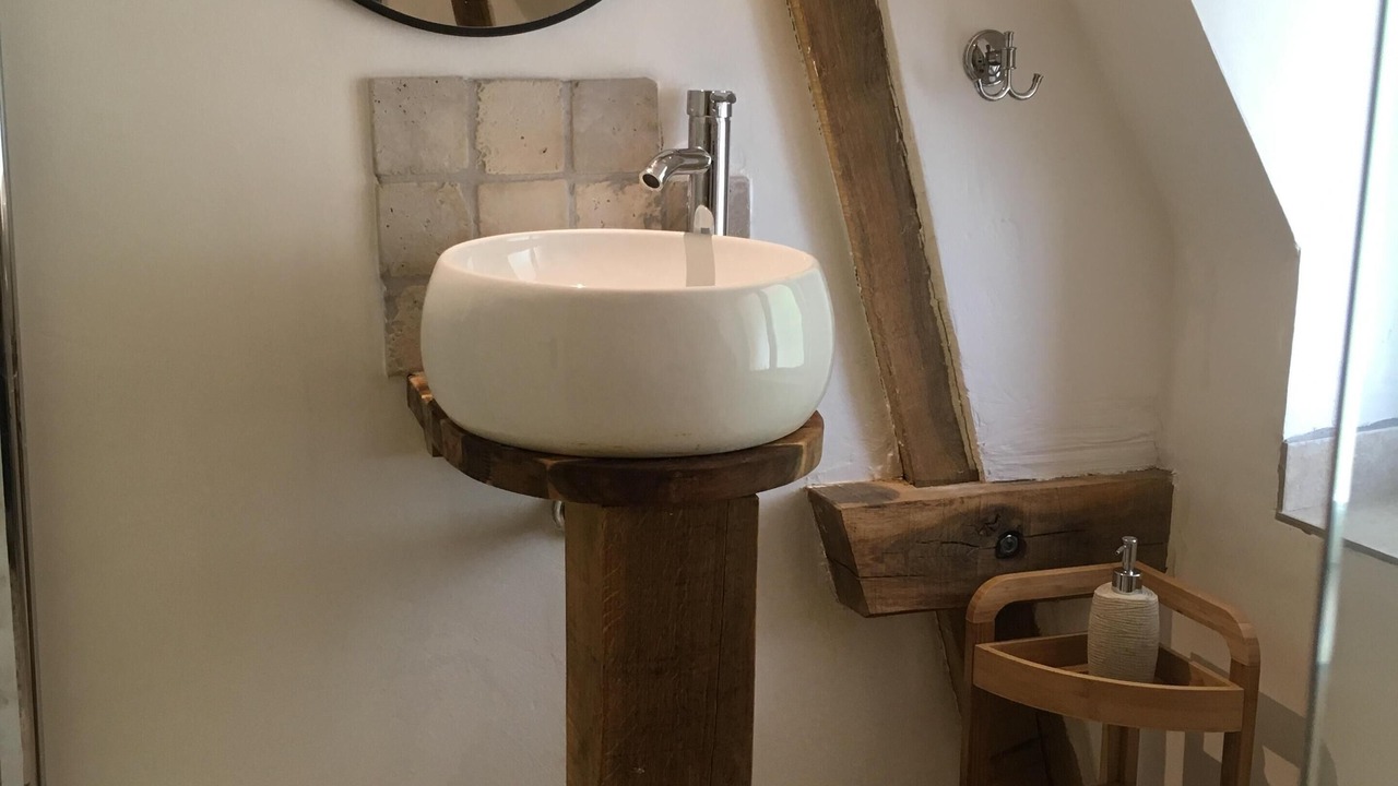 Photo of Bathroom in Baneuil