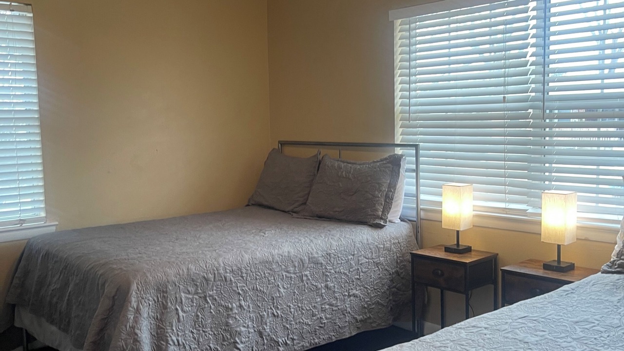 Photo of Bedroom in Garland