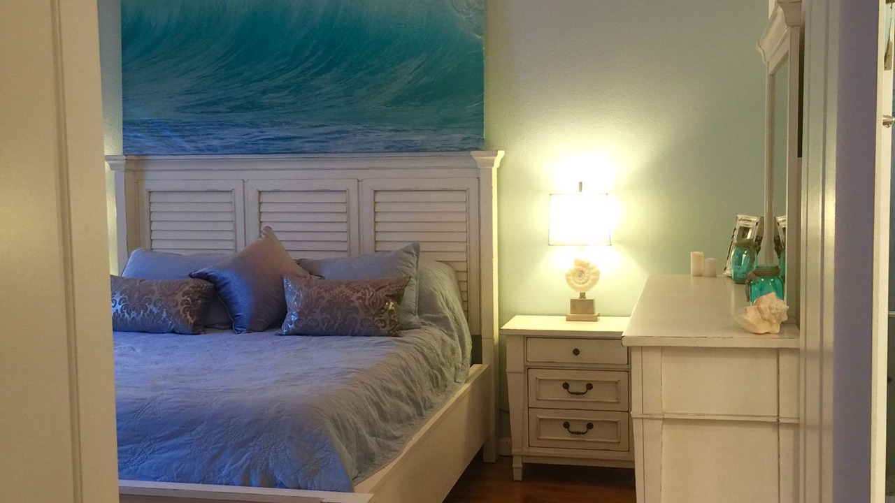 Photo of Bedroom in Solana Beach