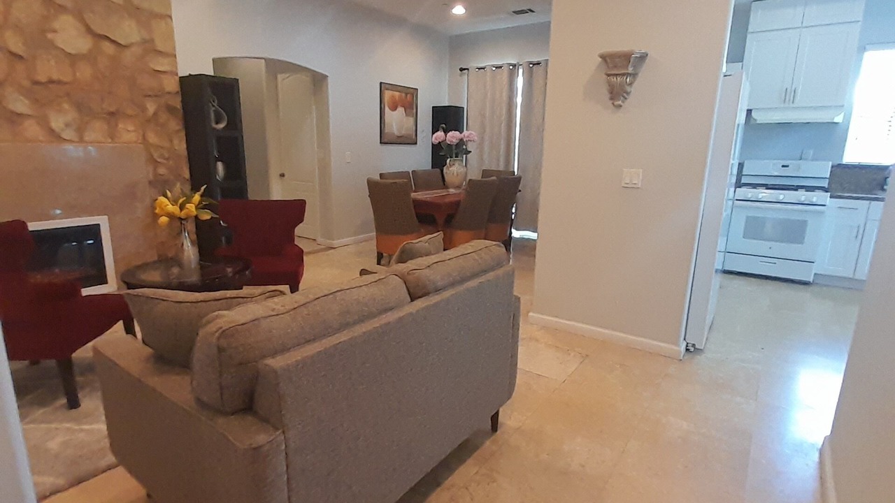 Photo of Livingroom in Hermosa Village