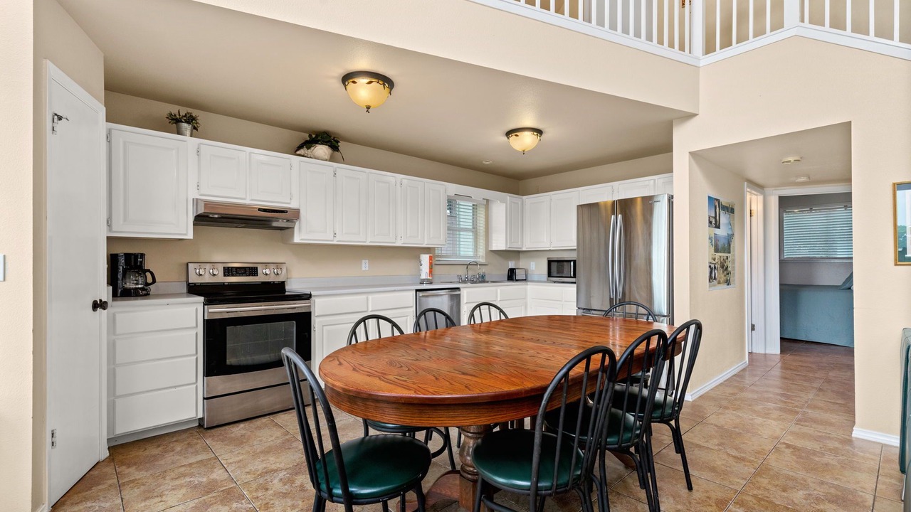 Photo of Bedroom in Canyon Lake