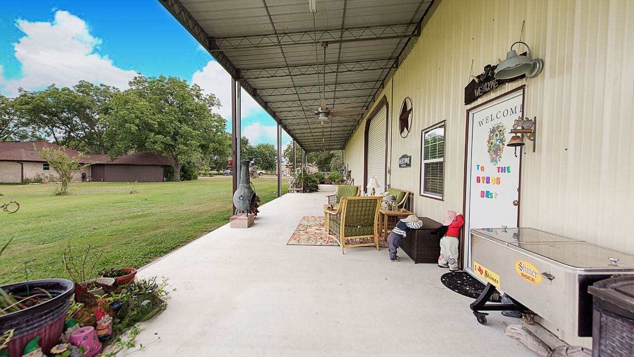 Photo of Outdoor in Shiner