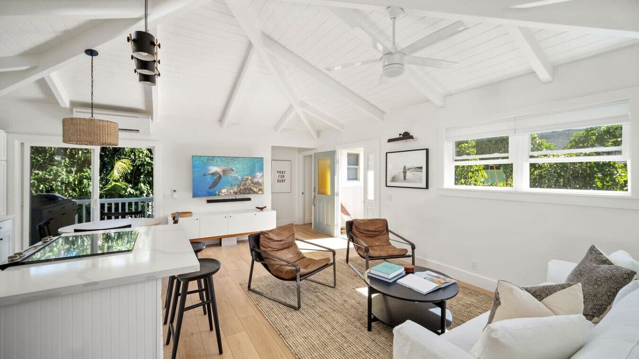 Photo of Livingroom in Hanalei