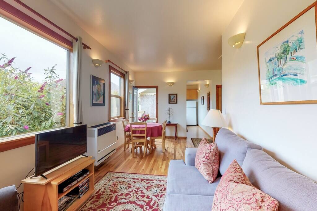 Photo of Livingroom in Arcata