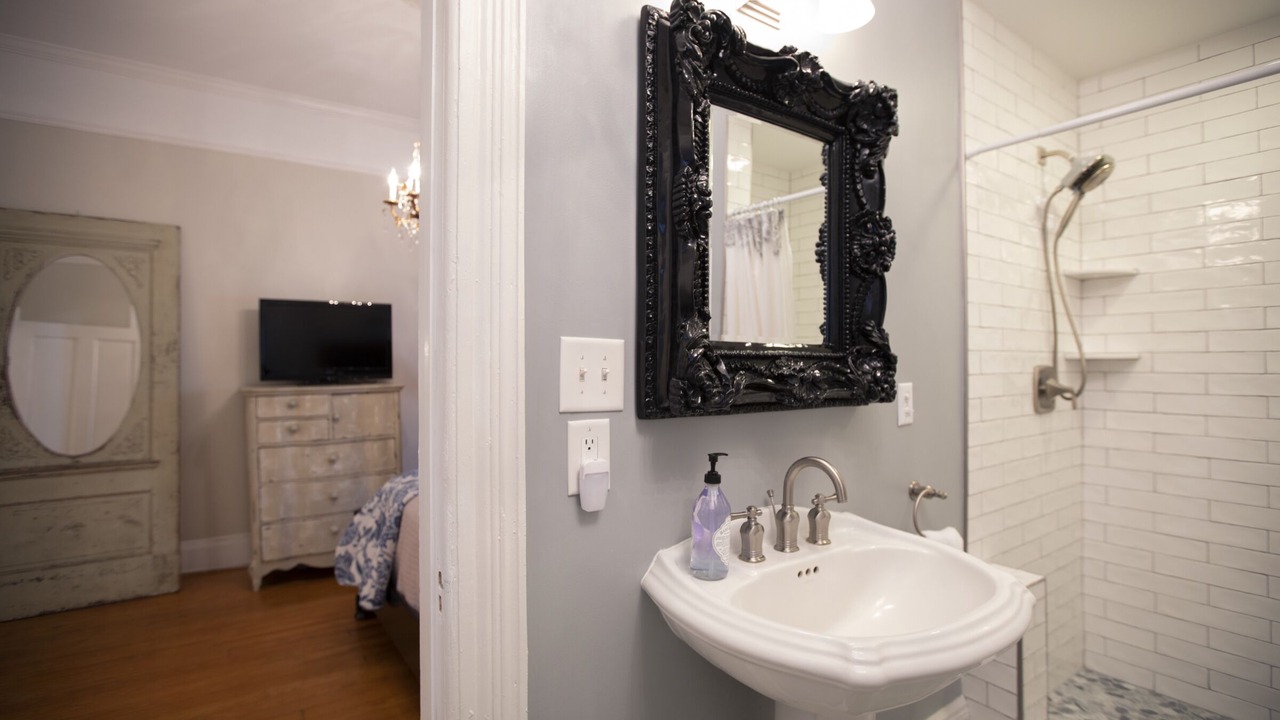 Photo of Others in Historic District - North