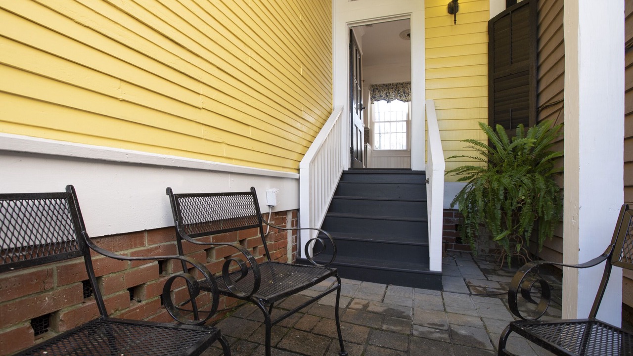 Photo of Outdoor in Historic District - North