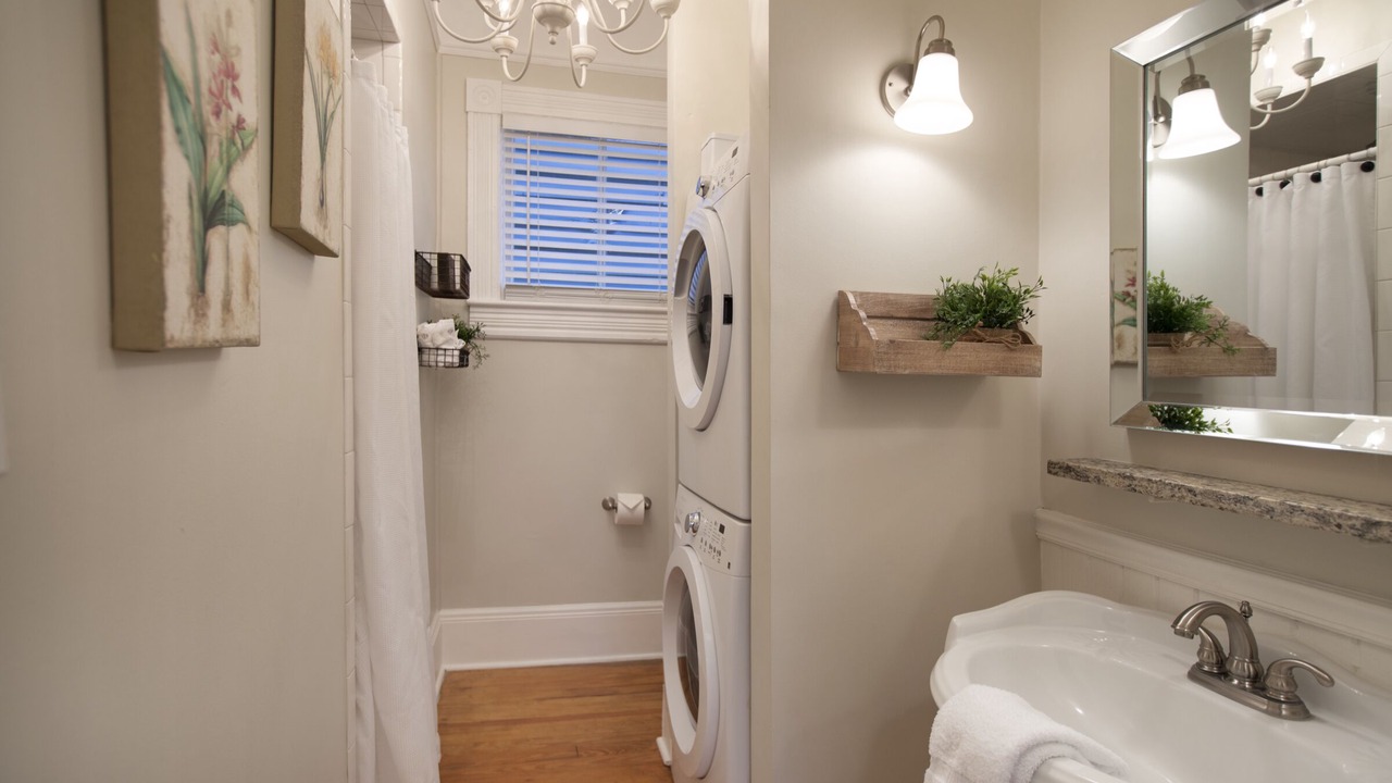 Photo of Others in Historic District - North