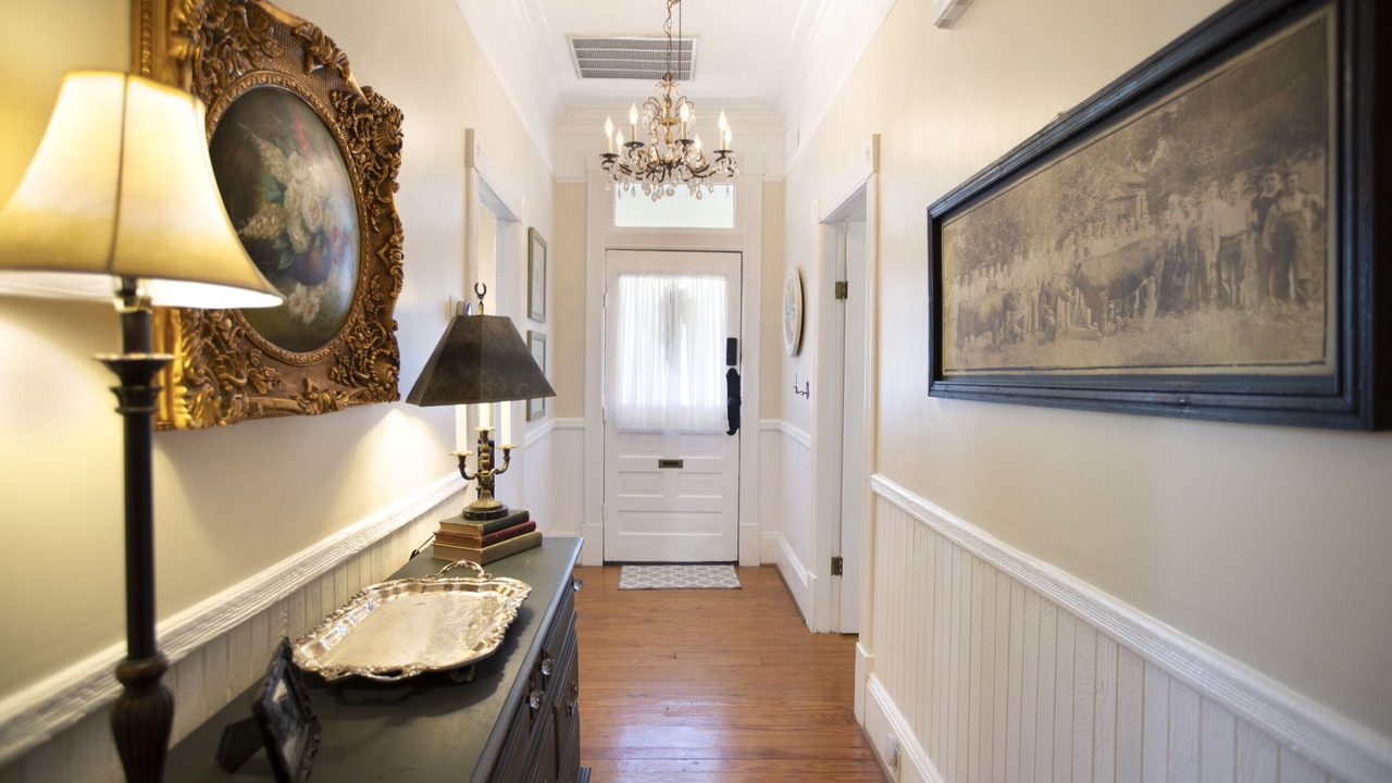 Photo of Others in Historic District - North