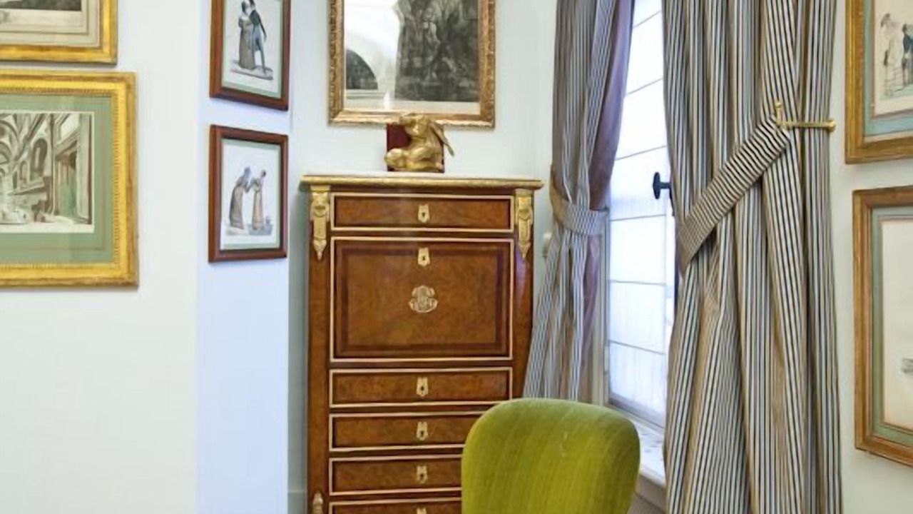 Photo of Others in 8th Arrondissement