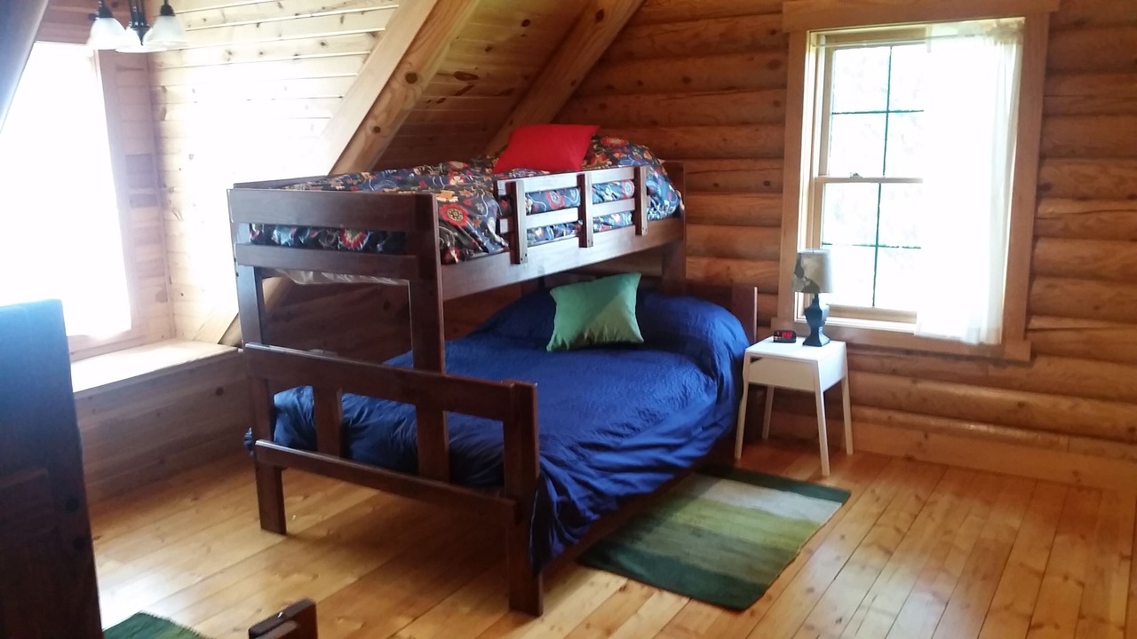 Photo of Bedroom in Emlenton