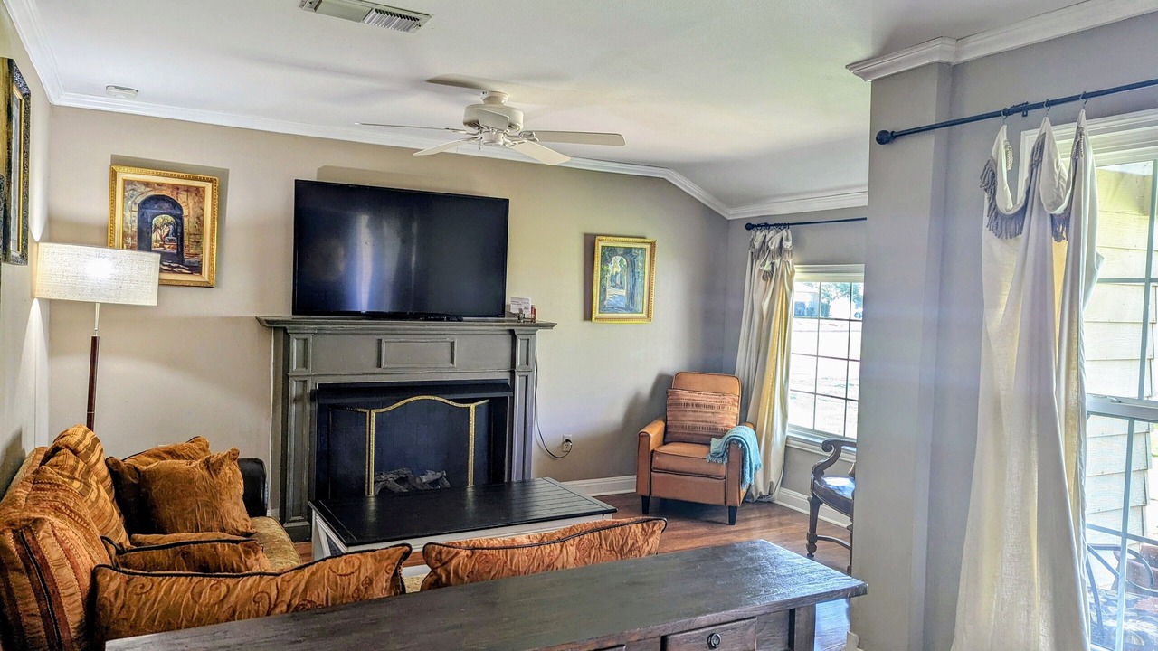 Photo of Livingroom in Wichita Falls