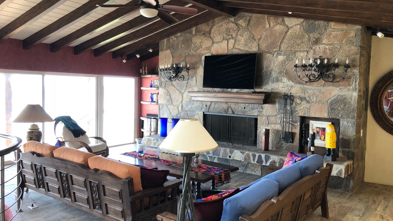 Photo of Livingroom in La Fonda