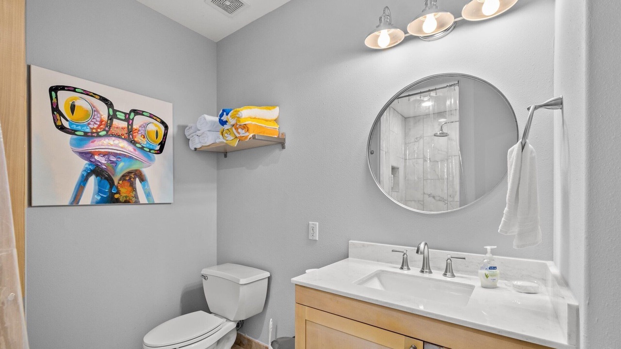 Photo of Bathroom in Galveston
