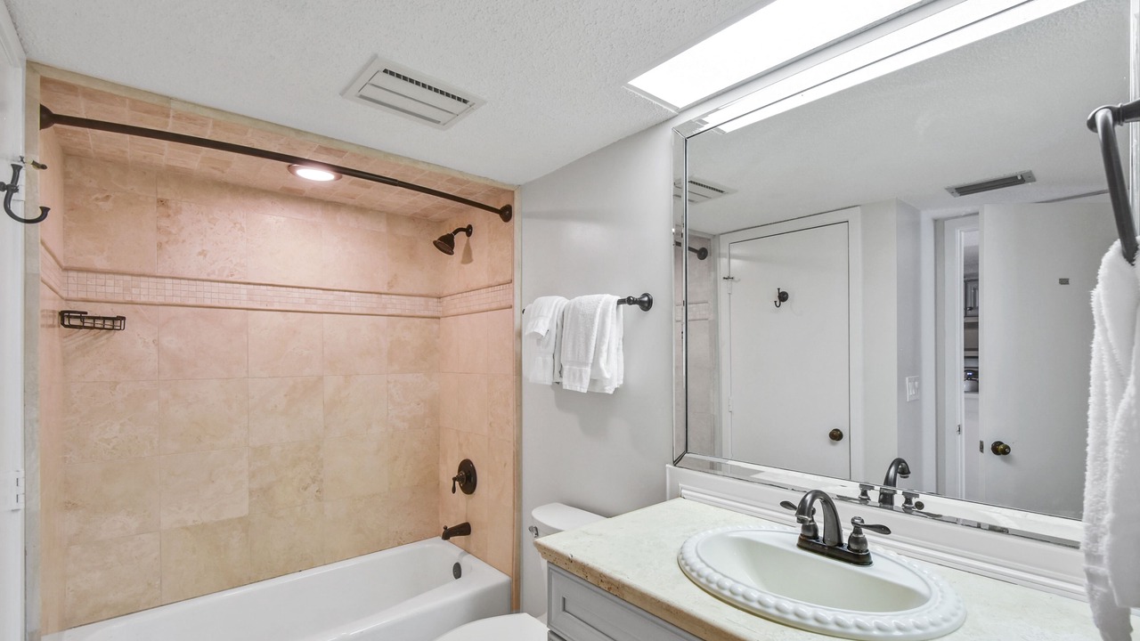 Photo of Bathroom in Saint Simons Island