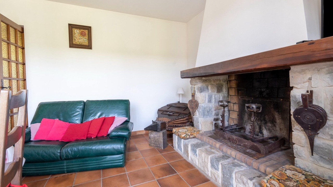 Photo of Livingroom in Montclus