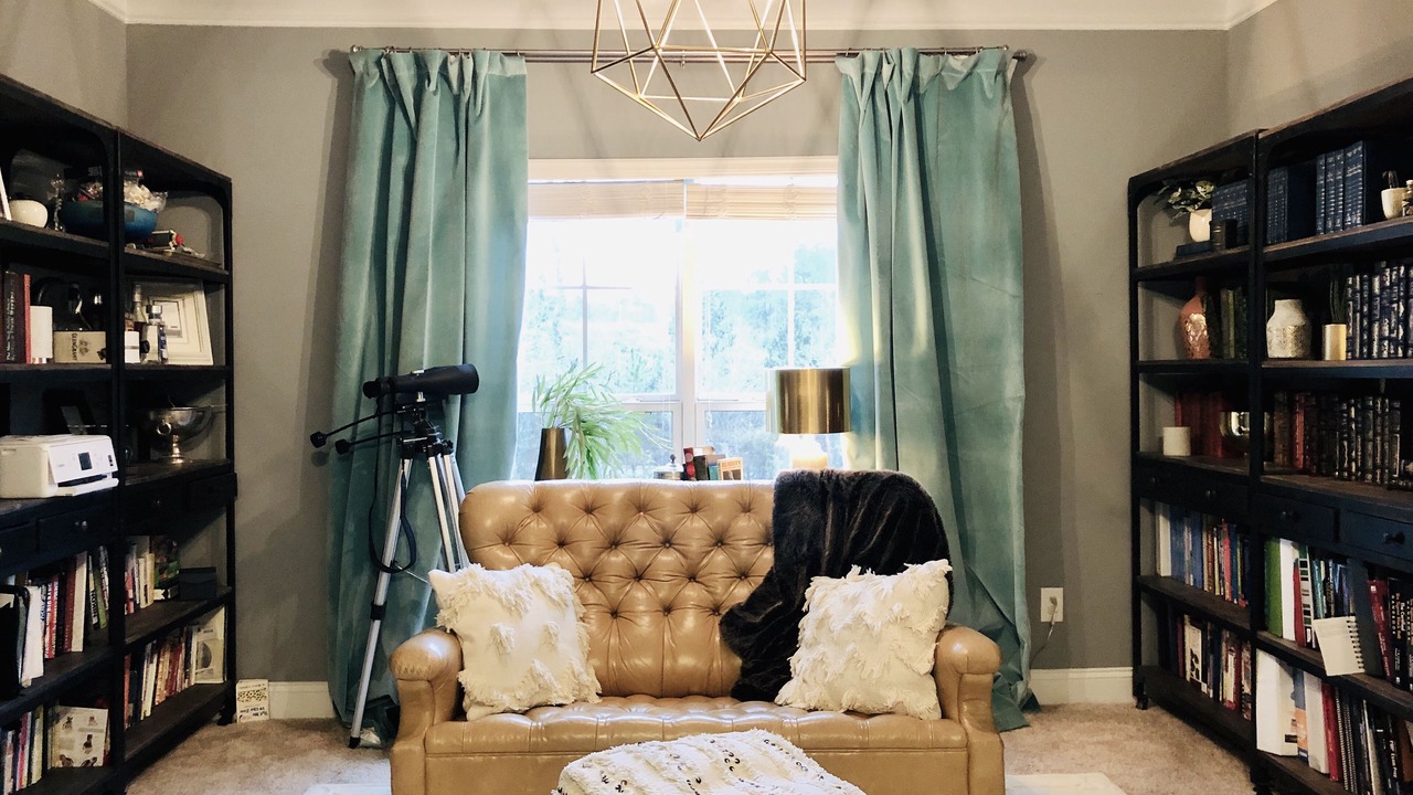 Photo of Livingroom in Evans