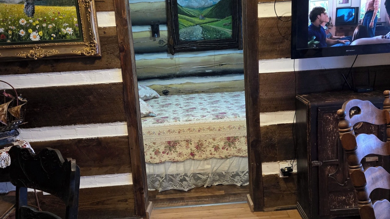 Photo of Bedroom in Mars Hill