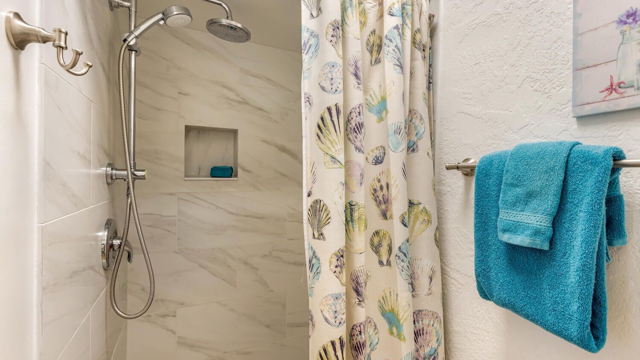 Photo of Bathroom in Poipu