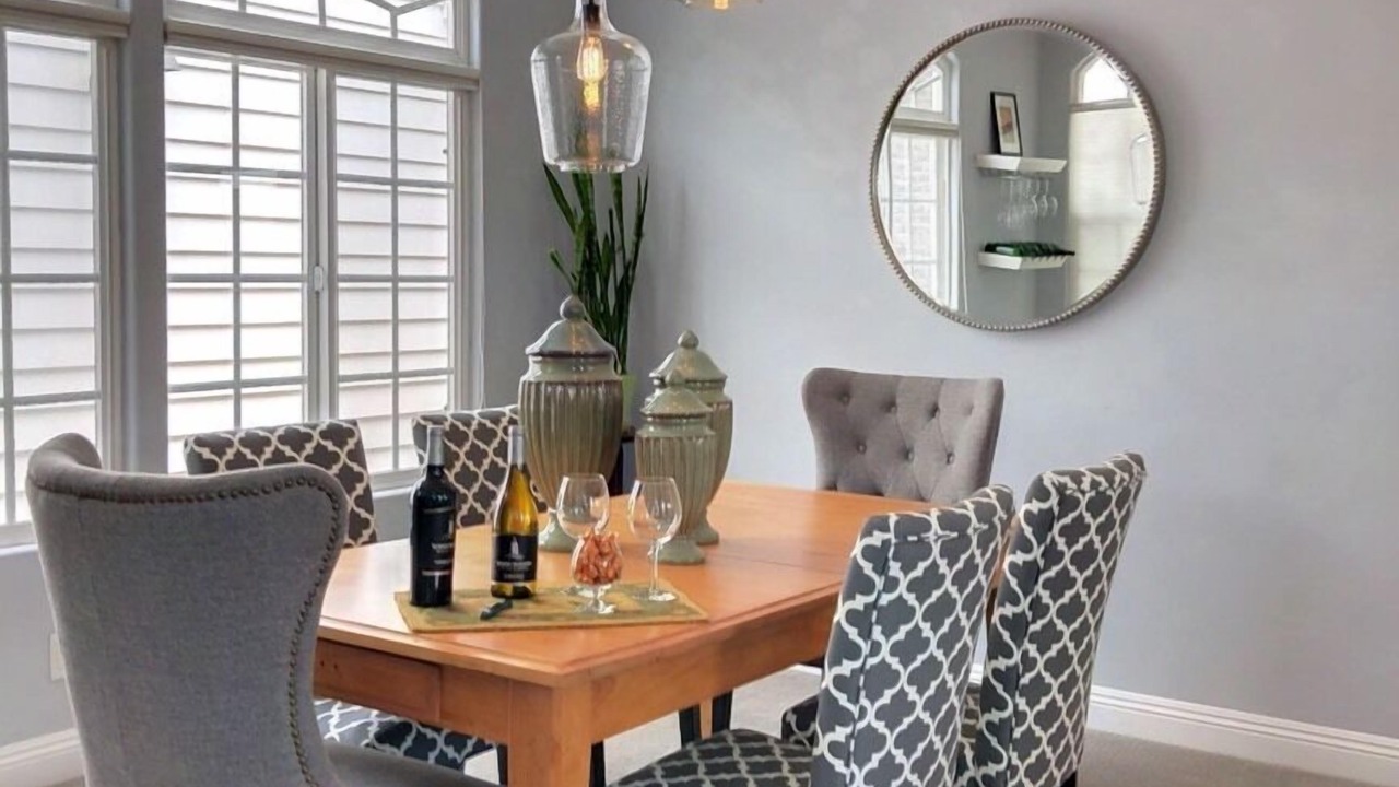 Photo of Bedroom in Balboa Peninsula