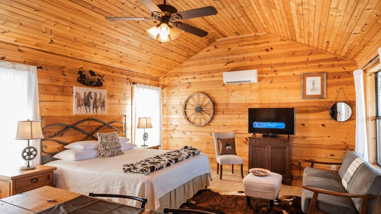 Photo of Bedroom in Fredericksburg