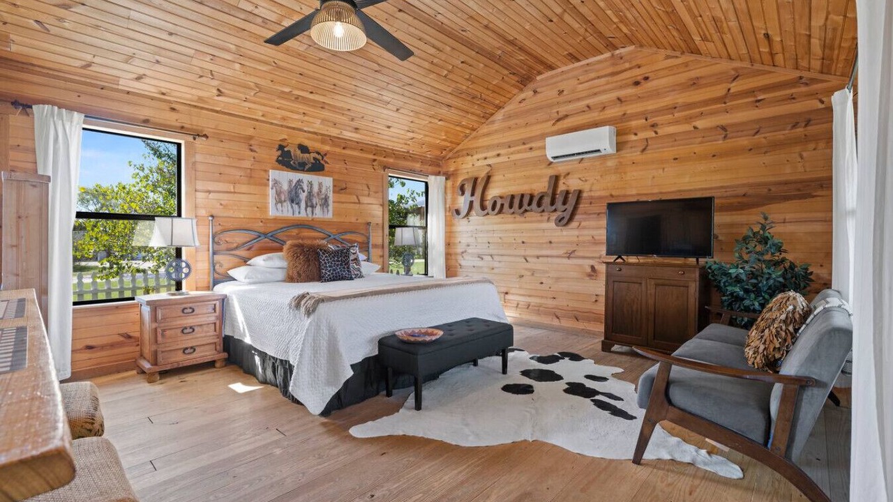 Photo of Bedroom in Fredericksburg
