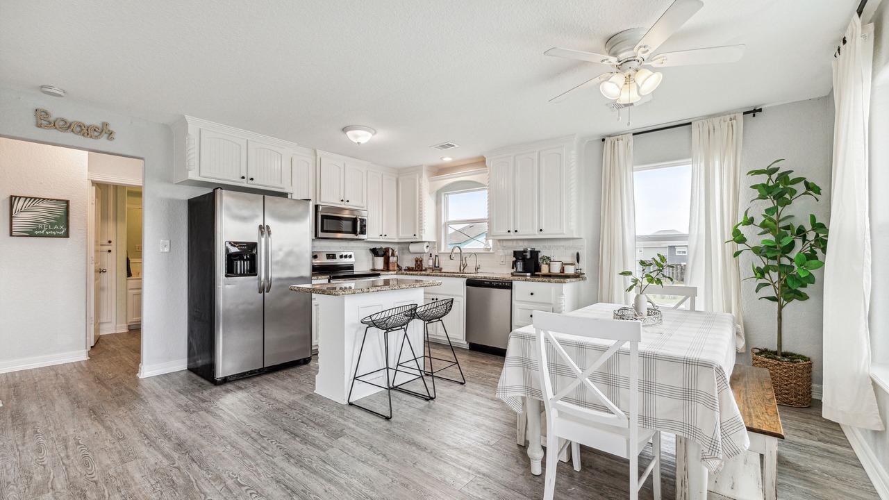 Photo of Kitchen in Surfside Beach