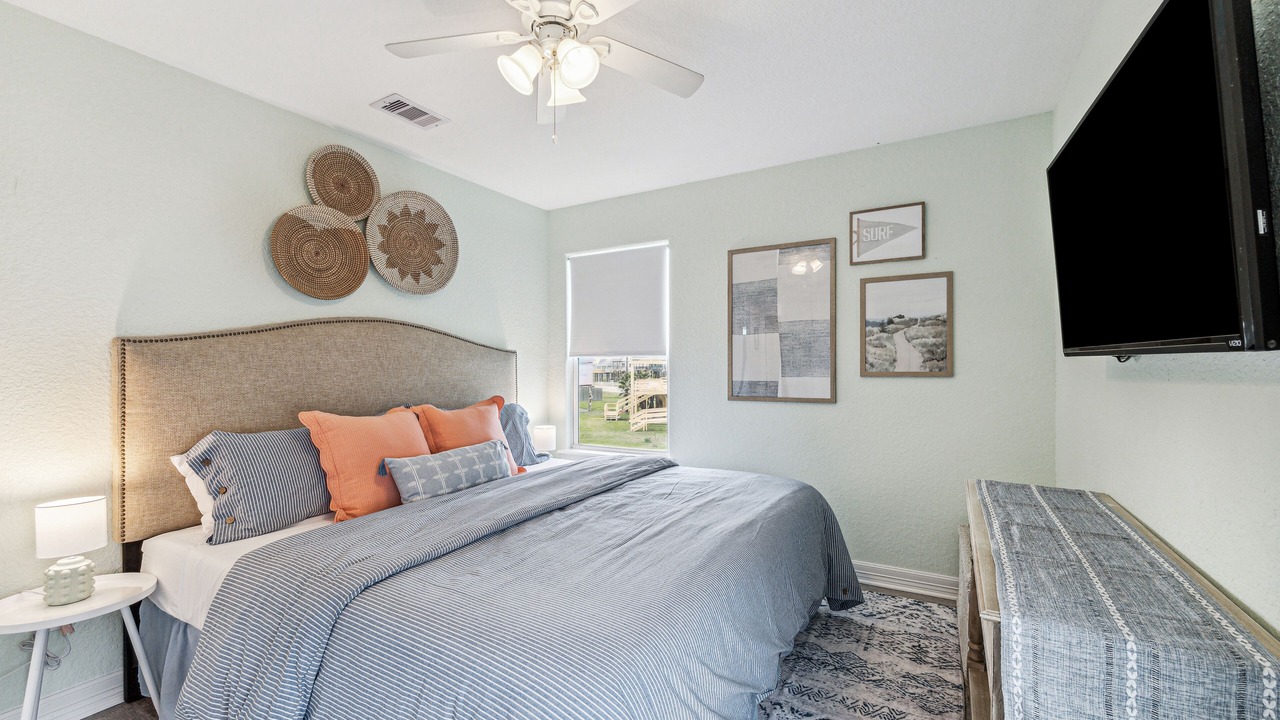 Photo of Bedroom in Surfside Beach