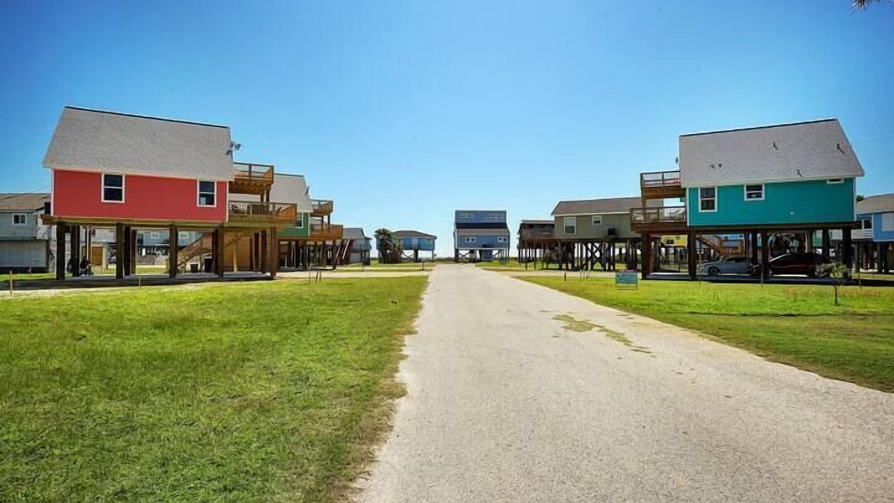 Photo of Others in Surfside Beach