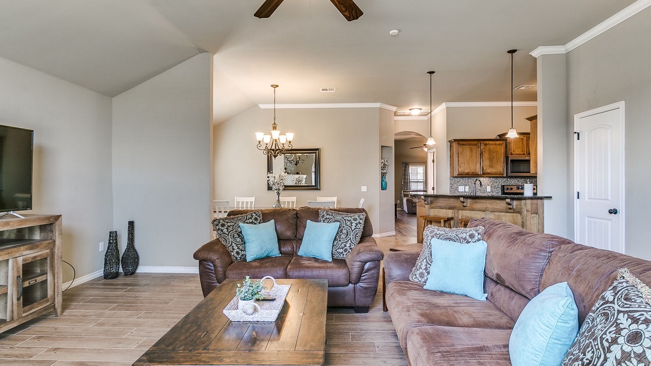 Photo of Livingroom in Edmond
