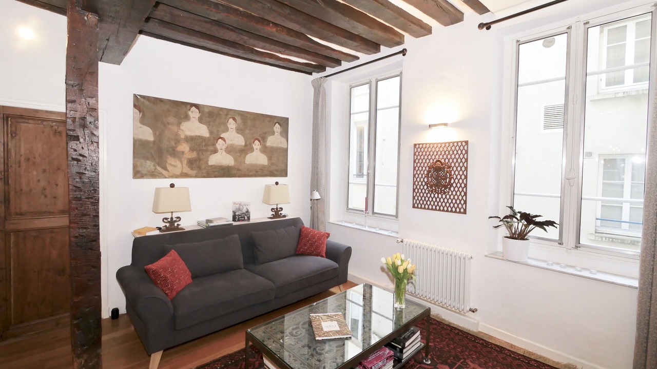 Photo of Bedroom in Arts-et-Metiers