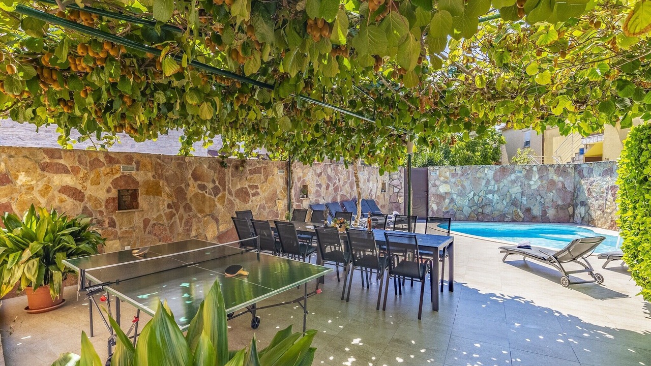 Photo of Patio Balcony in Peroj