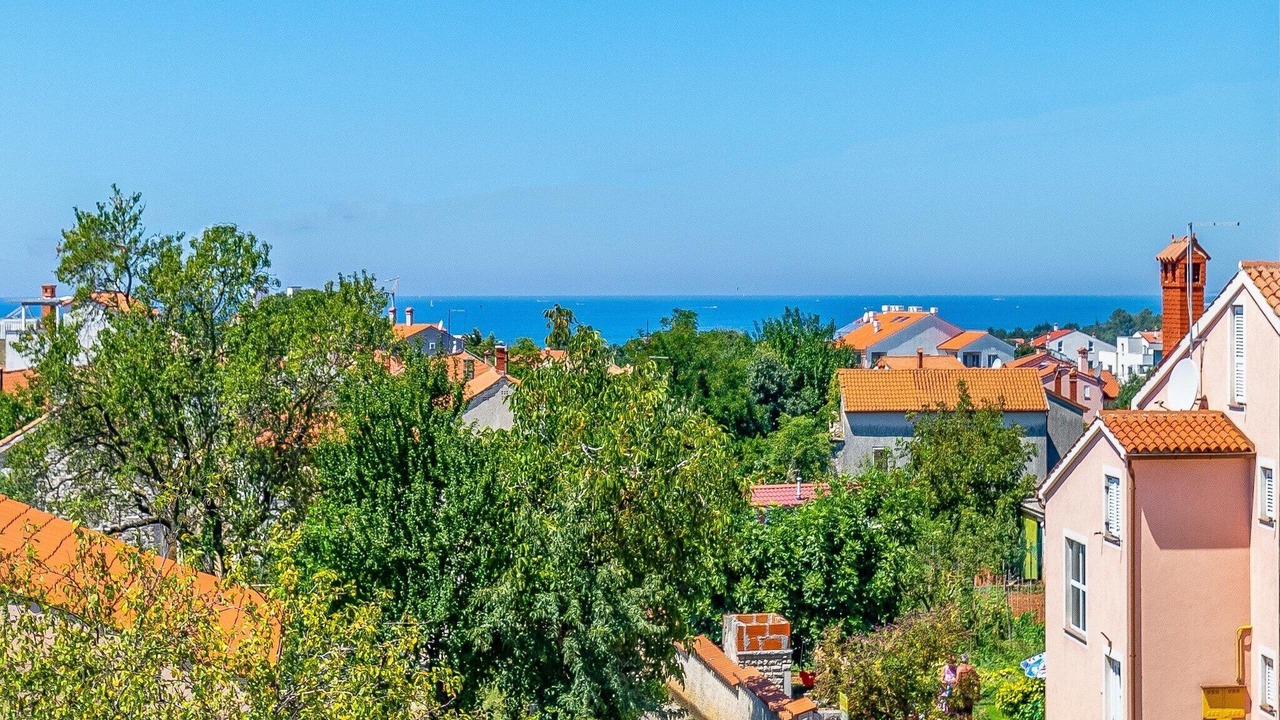 Photo of Outdoor in Peroj