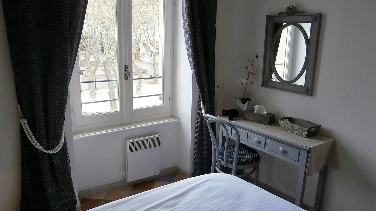 Photo of Bedroom in Saint-Chinian