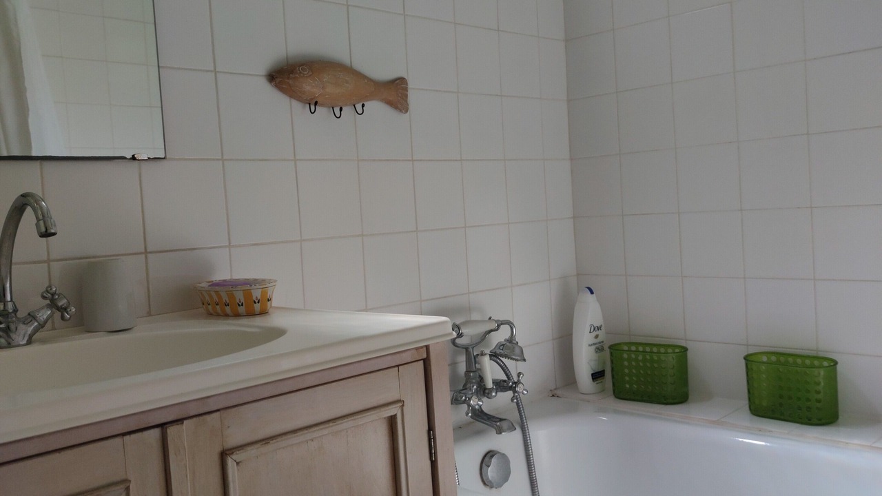 Photo of Bathroom in Le Grau-Du-Roi