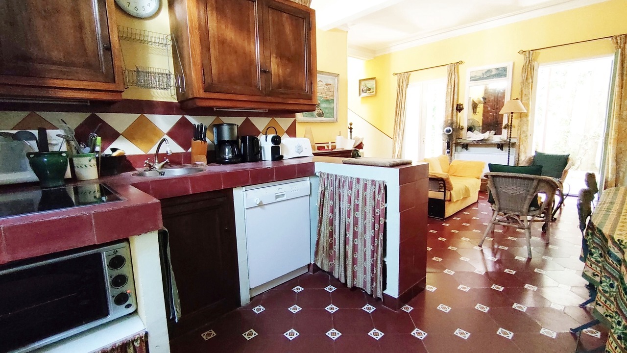 Photo of Kitchen in Le Grau-Du-Roi