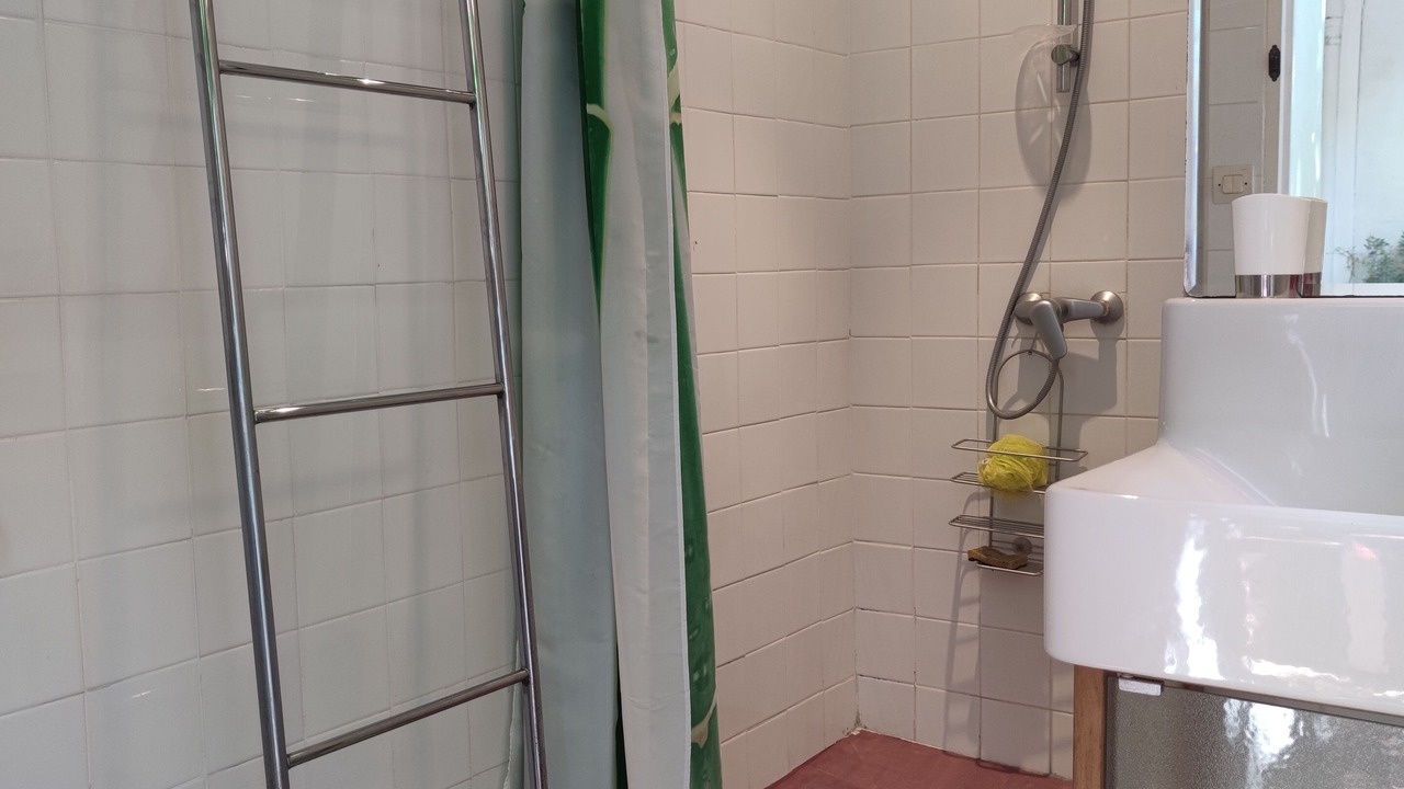 Photo of Bathroom in Le Grau-Du-Roi