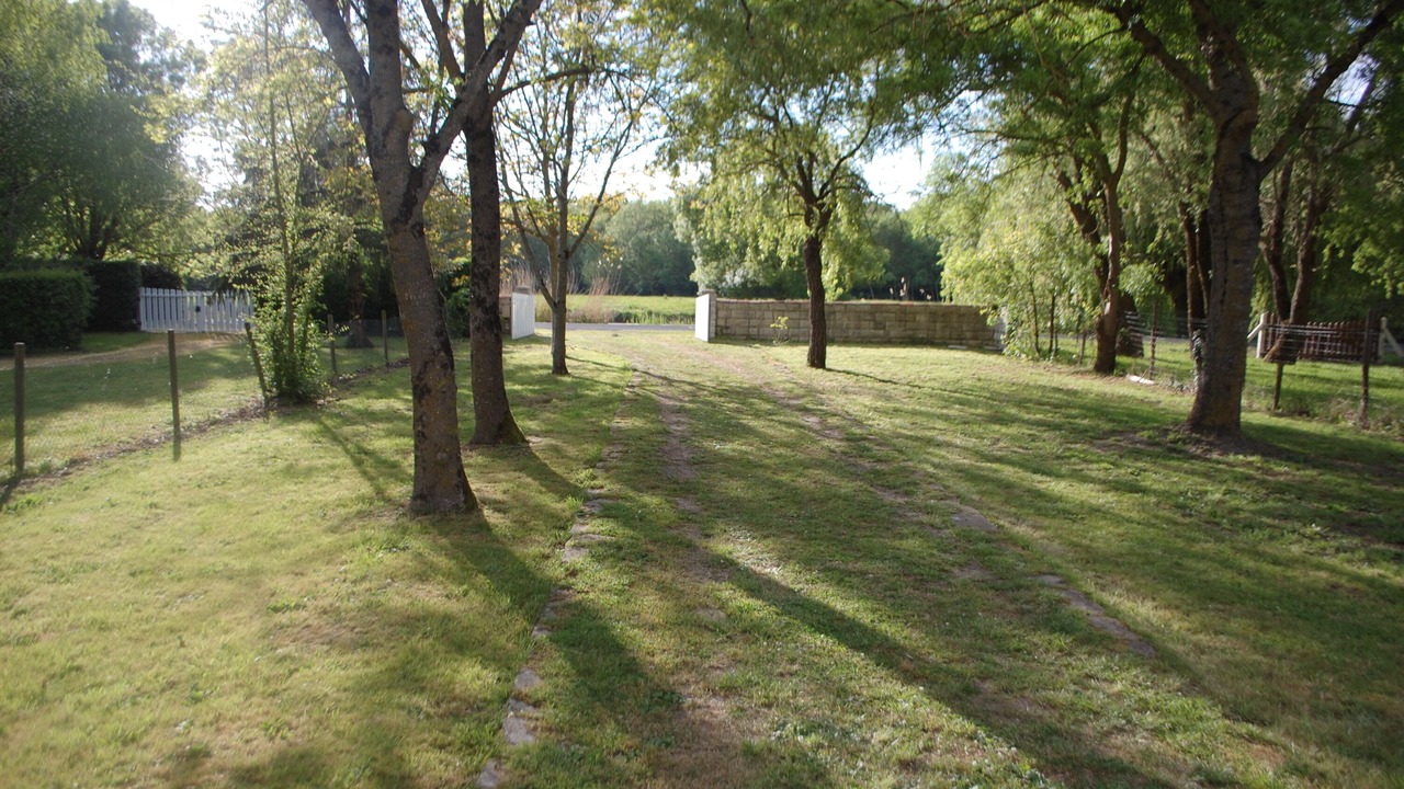 Photo of Outdoor in Taugon