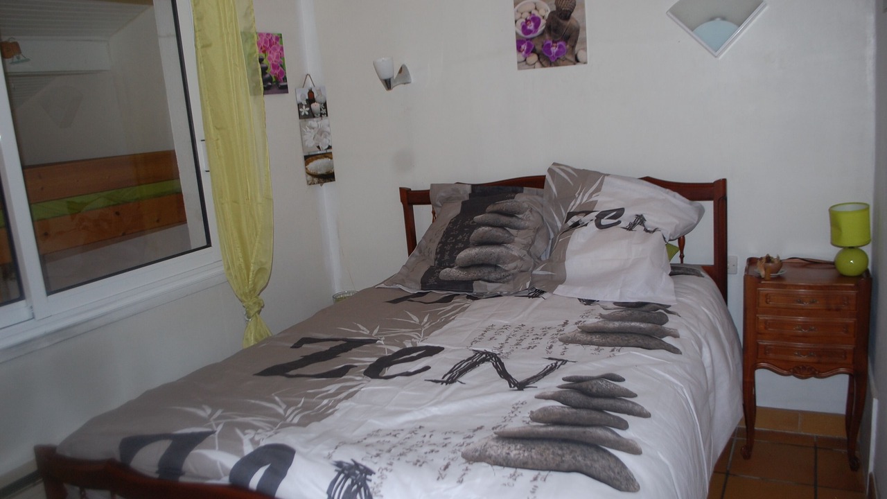 Photo of Bedroom in Taugon