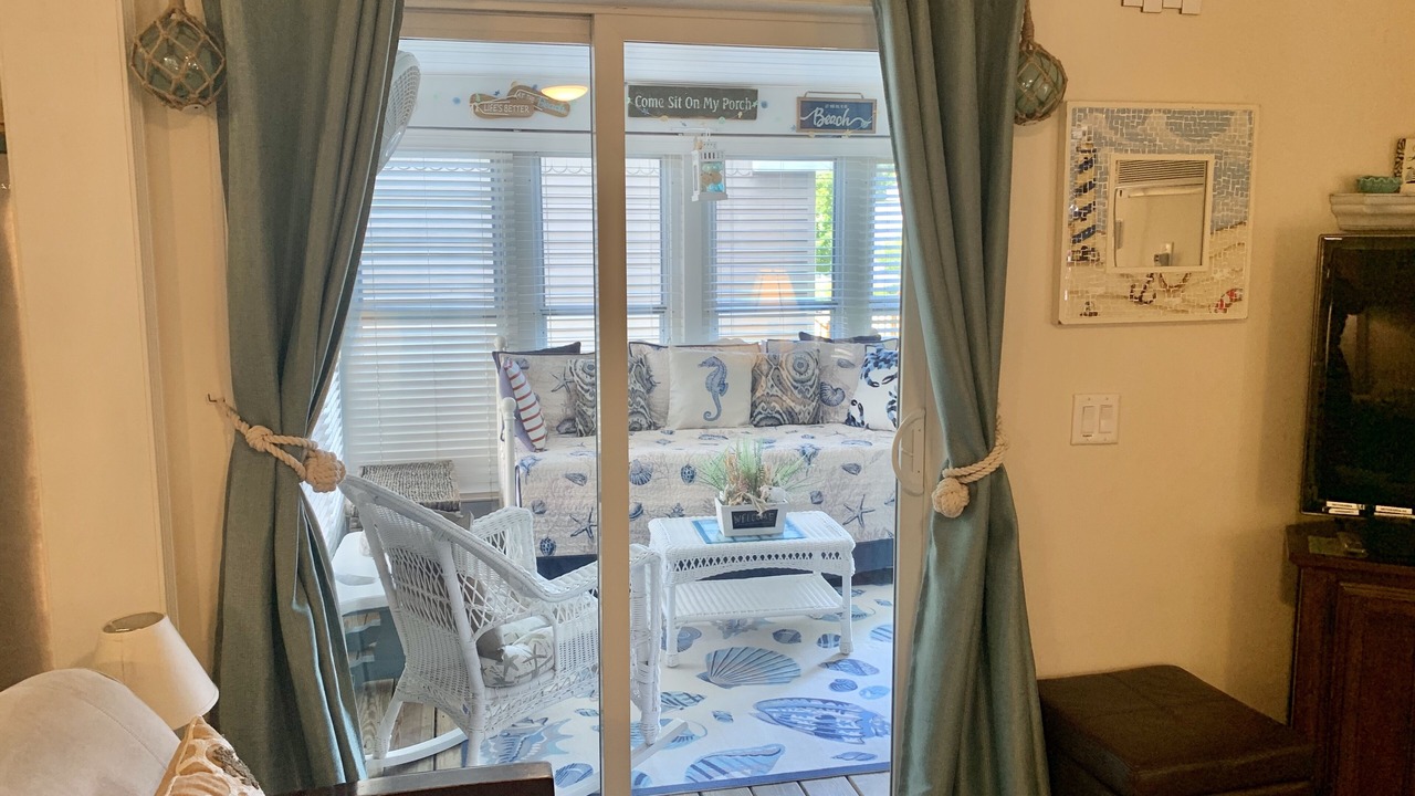 Photo of Livingroom in Moody