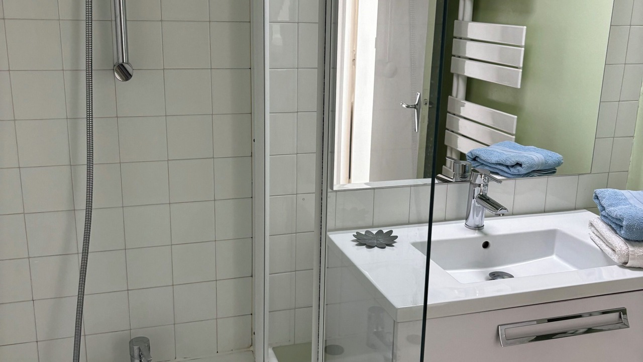 Photo of Bathroom in Saint-Gilles-Croix-de-Vie